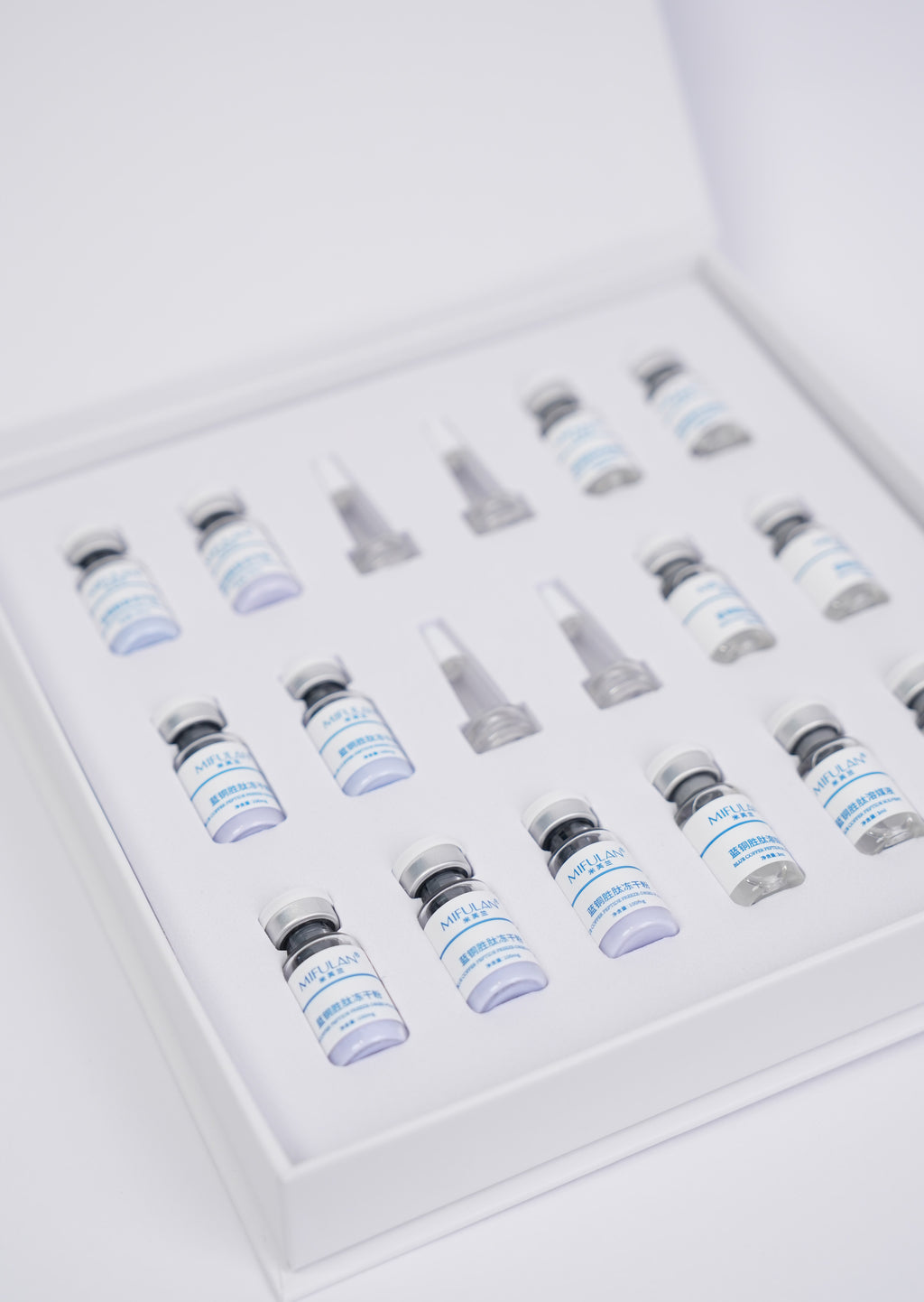 Blue ketone peptide freeze-dried powder